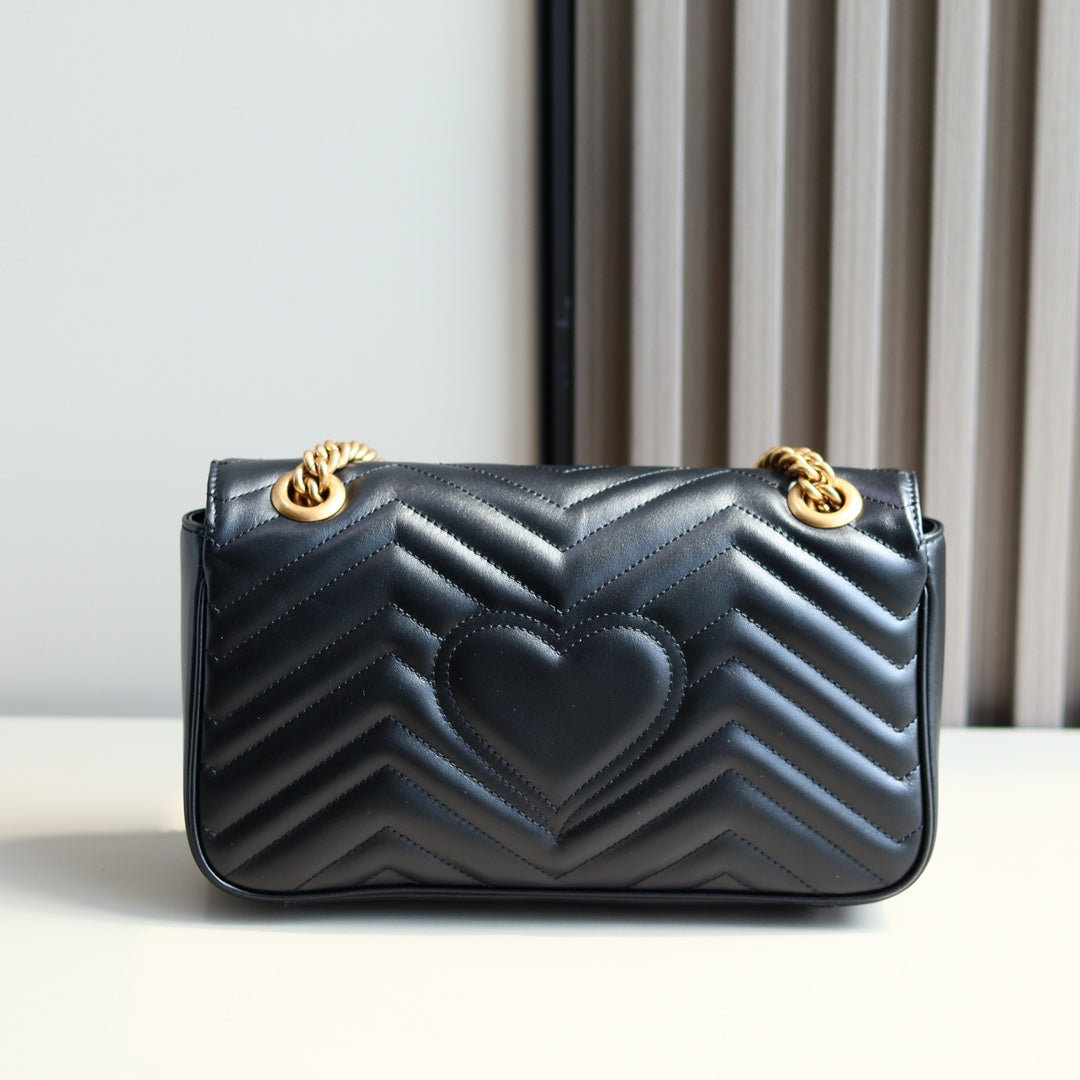 GG Marmont Matelassé Small Shoulder Bag – Classic Black