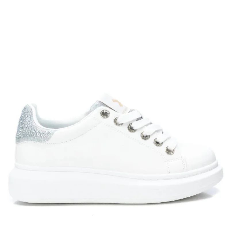 Comfortable Mind Women's Trainer Sneakers In White