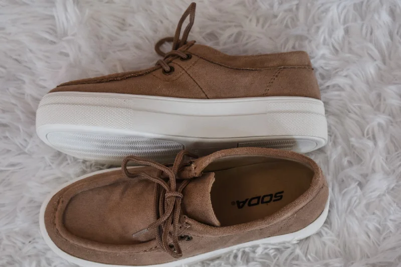 Comfortable Mind Make Your Move Platform Sneaker