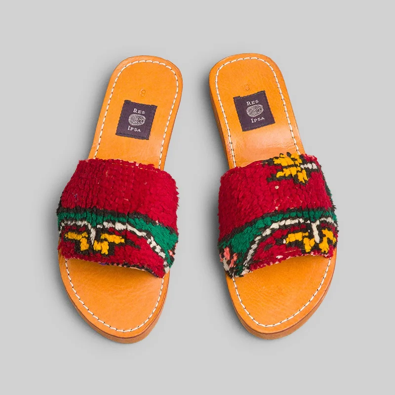 Classic Color Rug Sandal Size 8