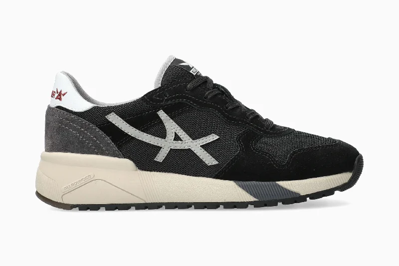 End Of The Year Vitesse - Black