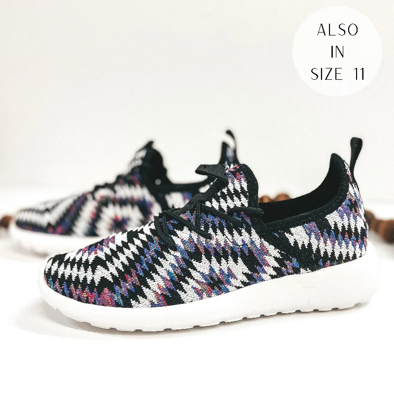 High-end Design Very G | Running After You Lace Up Knit Stretch Sneakers in Black and Purple High-end Design Very G | Running After You Lace Up Knit Stretch Sneakers in Black and Purple