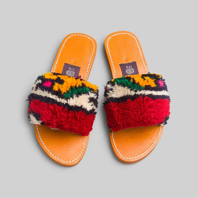 Classic Series Rug Sandal Size 7