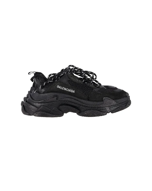 Cute Design Balenciaga Triple S Sneakers in Black Polyester