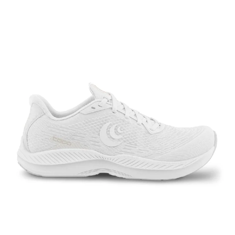 Fashion Wear Topo Athletic Women's Fli-Lyte 5 - White
