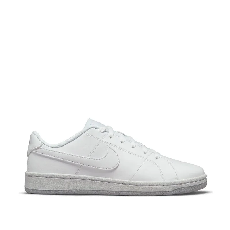 Basic Version Nike Women's Court Royale 2