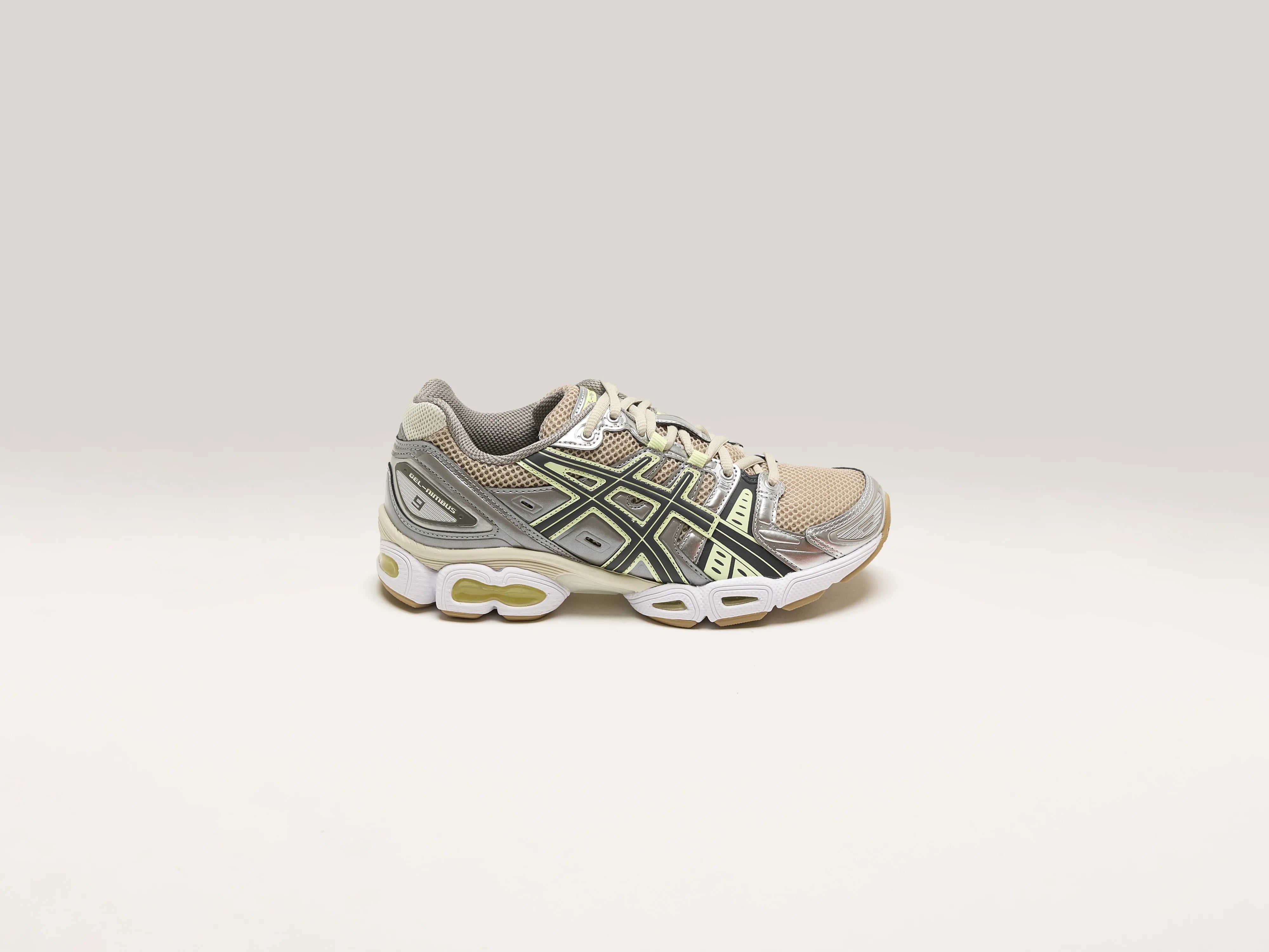Luxury Classic Gel-Nimbus 9 for Women (242 / W / GREEN)