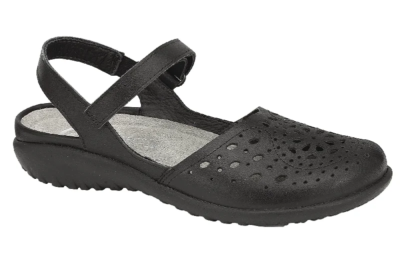 Breathable Design Naot Arataki