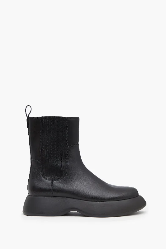 Fashion Selection Mercer Chelsea Boot