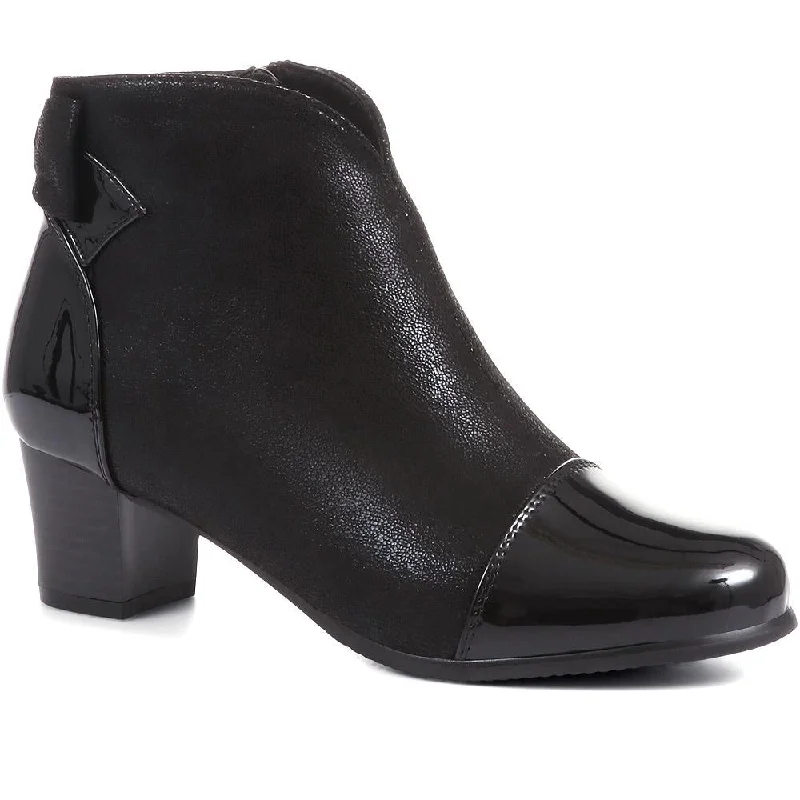 Fashion Pioneer Block Heeled B Ankle Boots - WLIG26000 / 310 506
