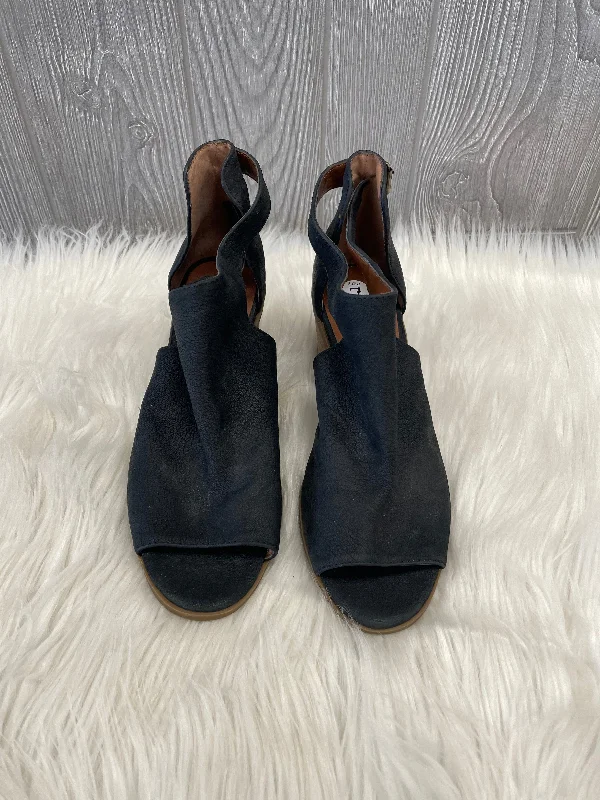 Exquisite Design Black Shoes Heels Block Lucky Brand, Size 7