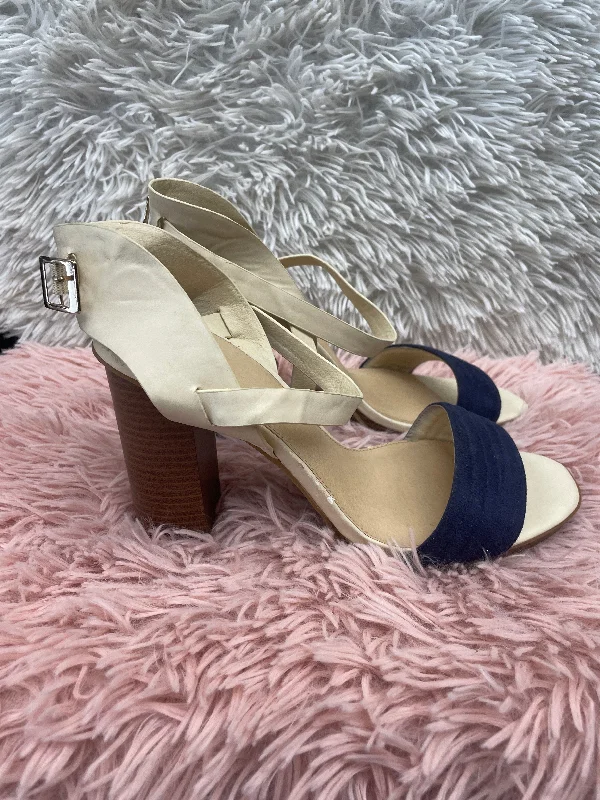 Comfortable Wear White Blue Shoes Heels Block Clothes Mentor, Size 10