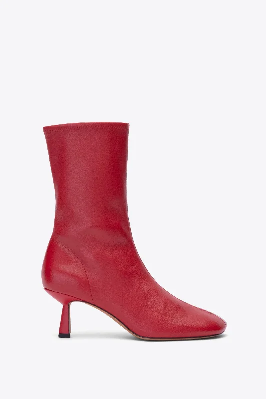 Versatile Itinerary ID Stretch Glove Boot
