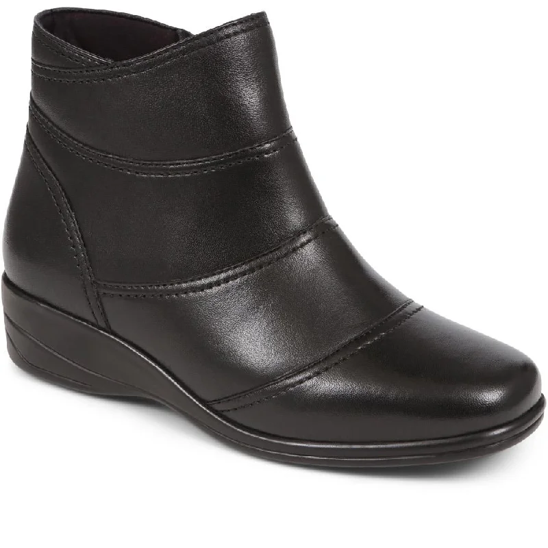 Sports Series Leather Wedge Ankle Boots - KF38008 / 324 492
