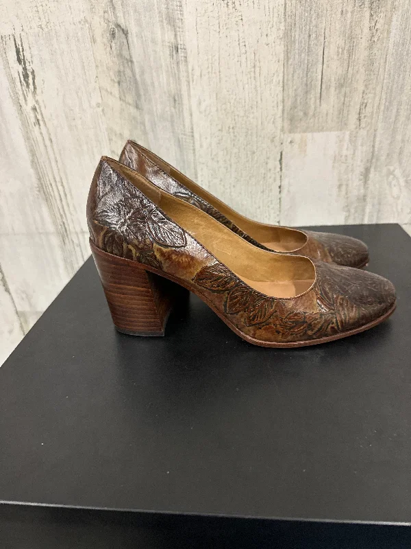 Exquisite Details Brown Shoes Heels Block Patricia Nash, Size 8.5
