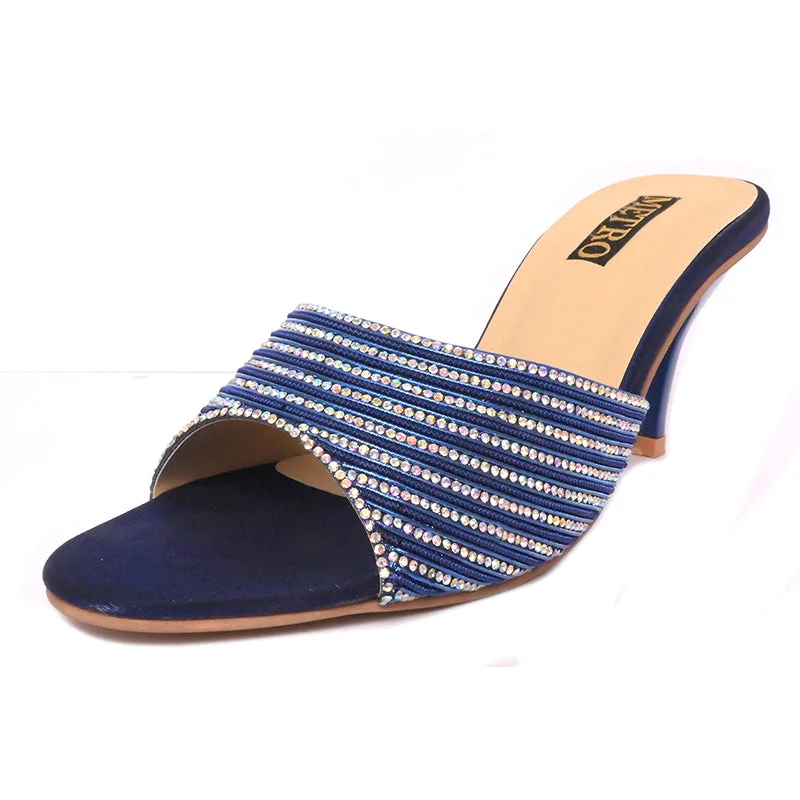 Must-have For Autumn And Winter Metro-10601035