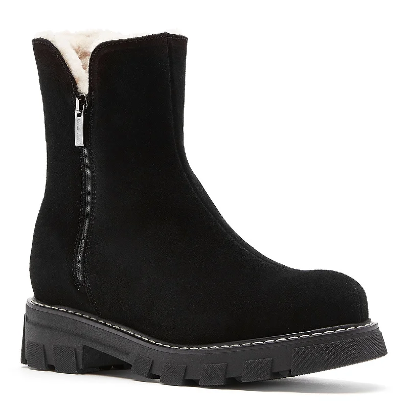 Sports Fashion Adrianna Boot