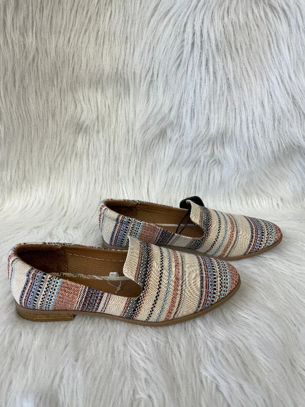 Fashion And Simplicity Striped Pattern Shoes Heels Block Universal Thread, Size 10