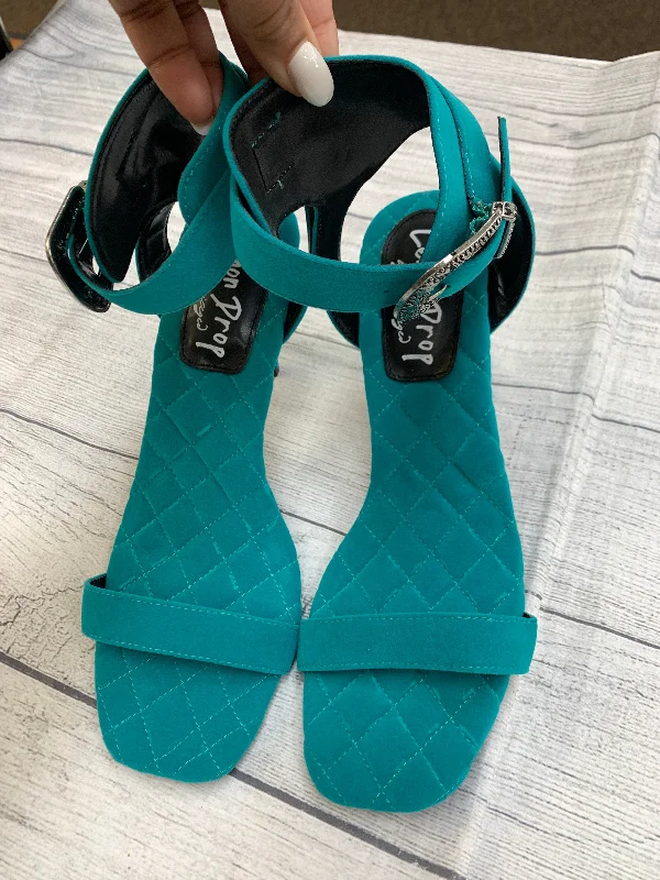 High Street Fashion Aqua Shoes Heels Stiletto Clothes Mentor, Size 11