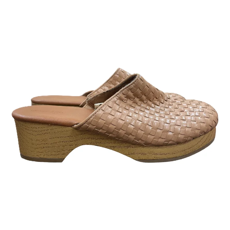 Goddess Outfit Tan Shoes Heels Block By Universal Thread, Size: 9.5