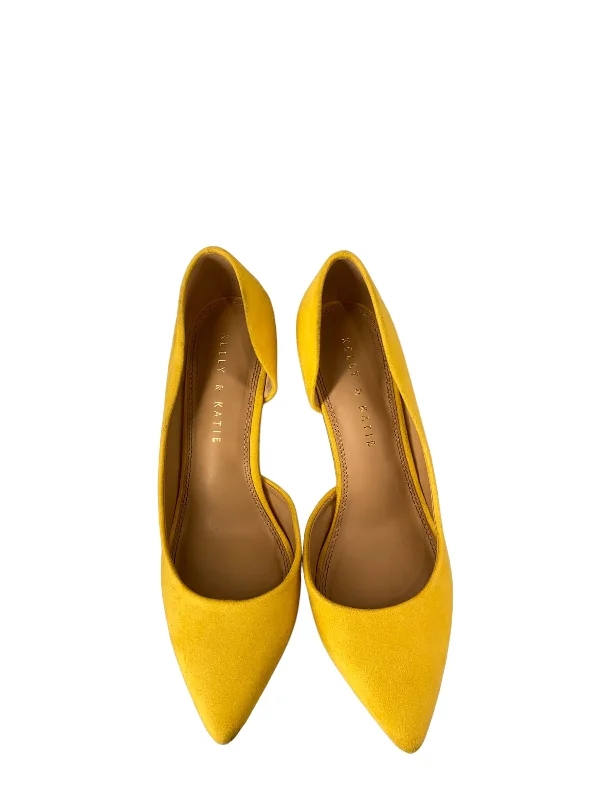Exquisite Embroidery Shoes Heels Stiletto By Kelly And Katie  Size: 6.5
