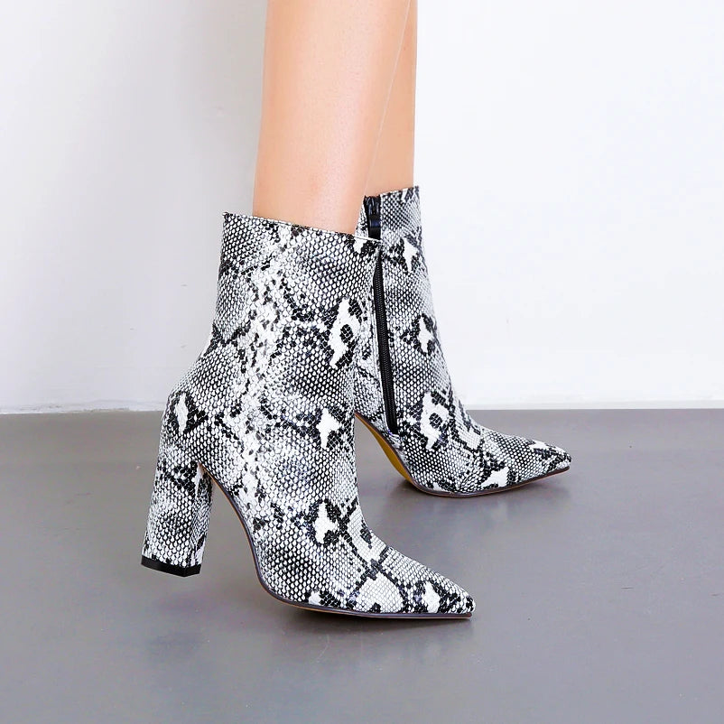 Must-have For Autumn And Winter Women Snakeskin Boots Block Square Heels