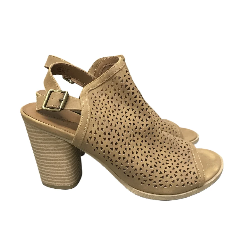 Personalized Design Brown Shoes Heels Block By Universal Thread, Size: 11