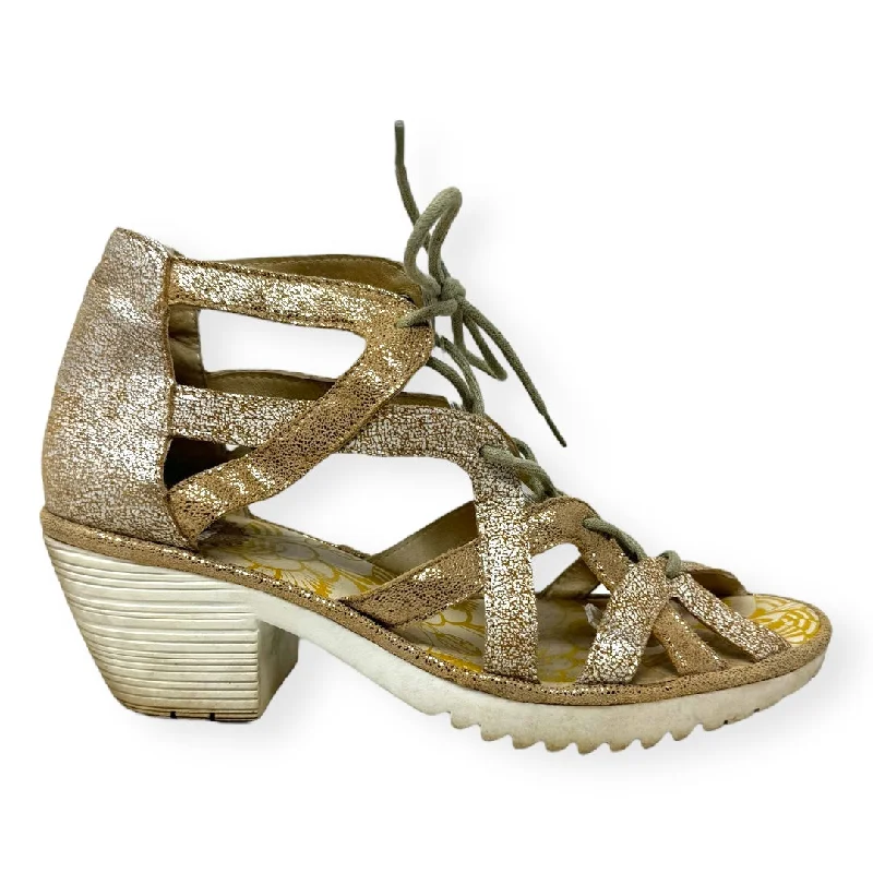 Street Fashion Want Sandals in Pearl Luna Cool Fly London, Size 9