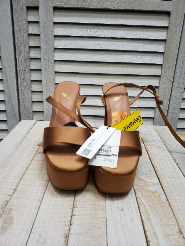 Fashion Pioneer Brown Shoes Heels Block Zara, Size 11