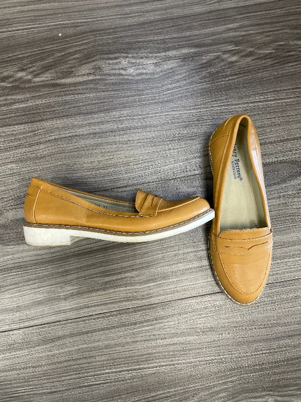 Personalized Outfit Yellow Shoes Heels Block Clothes Mentor, Size 7.5