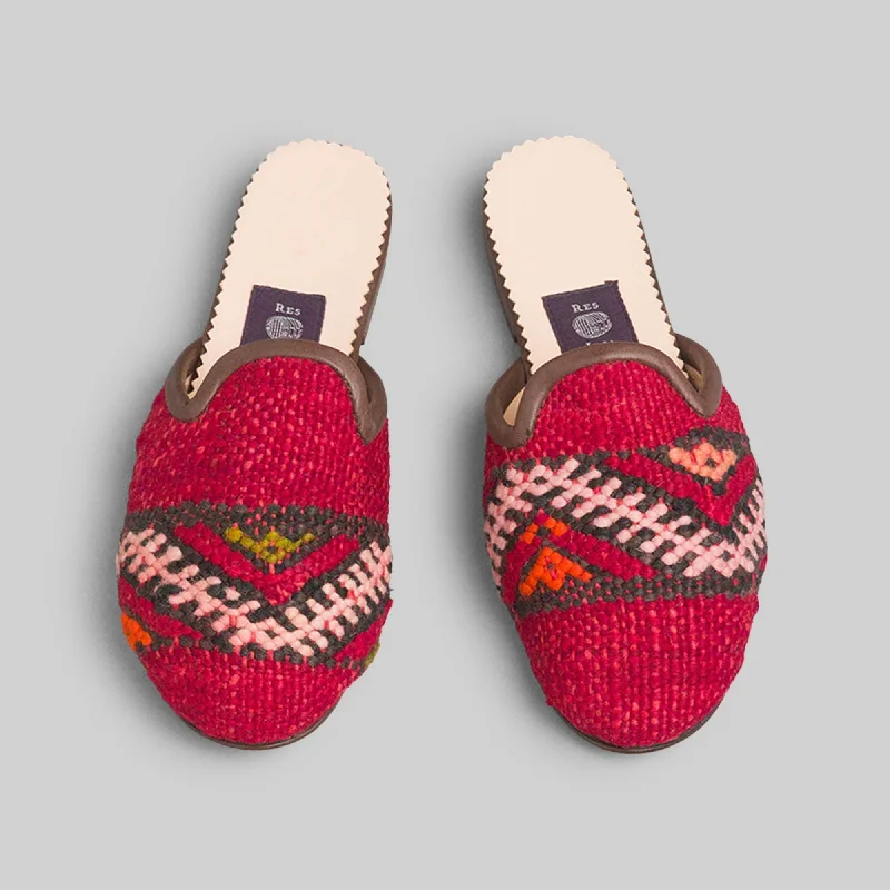 Economic Outlook Women's Kilim Mule Size 6