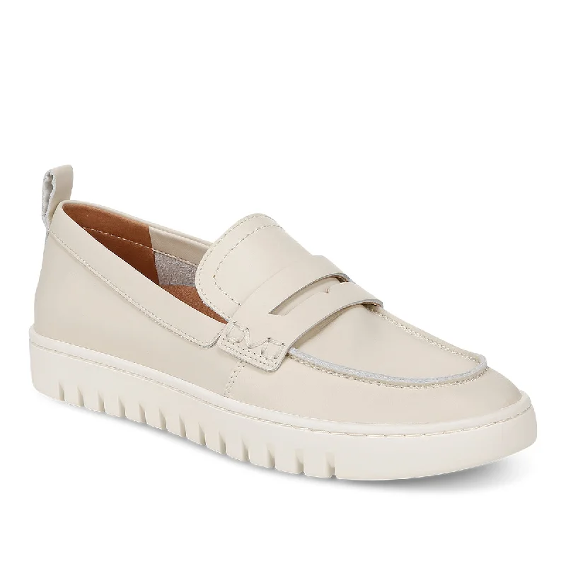 Versatile Itinerary Uptown Loafer II (Wide)