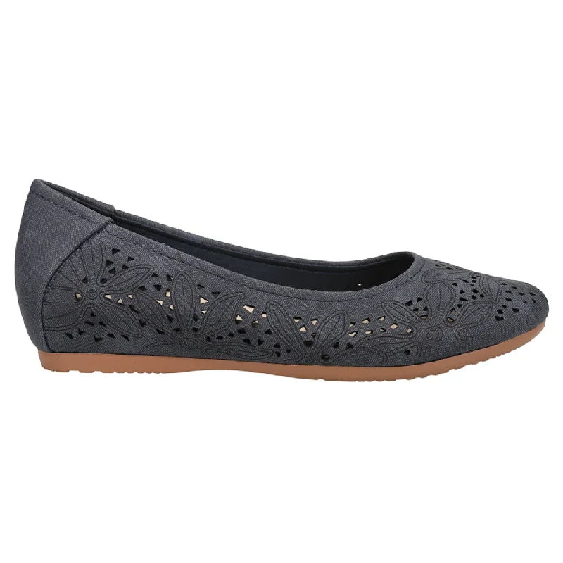 Elegant Design Mariah Perforated Flats