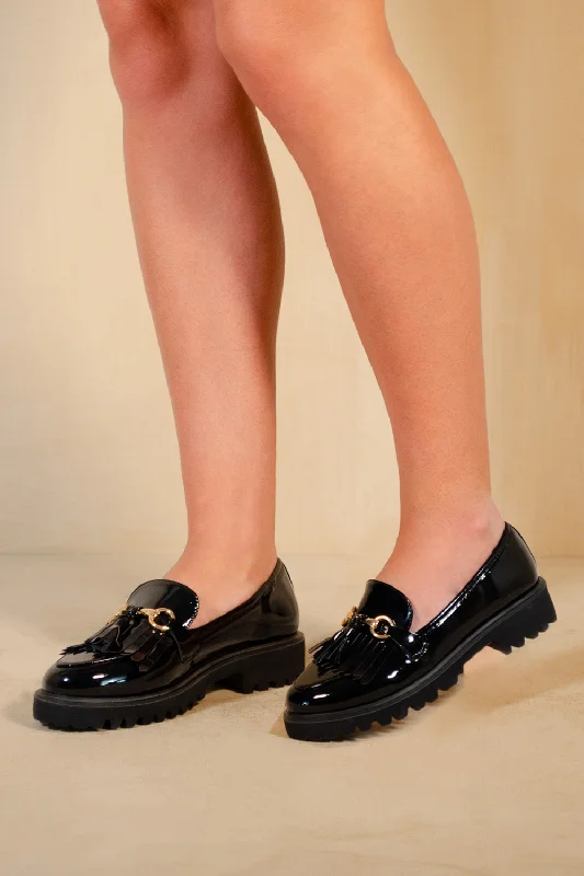 Minimal Classic ELIZA TASSEL DETAIL WITH SINGLE METAL BAR LOAFERS IN BLACK HIGH SHINE