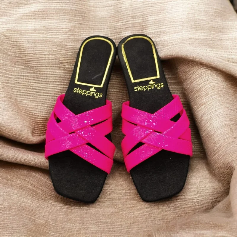 Personalized Design CASSIEY Stylish Slaone Casuals black pink Flat For Women