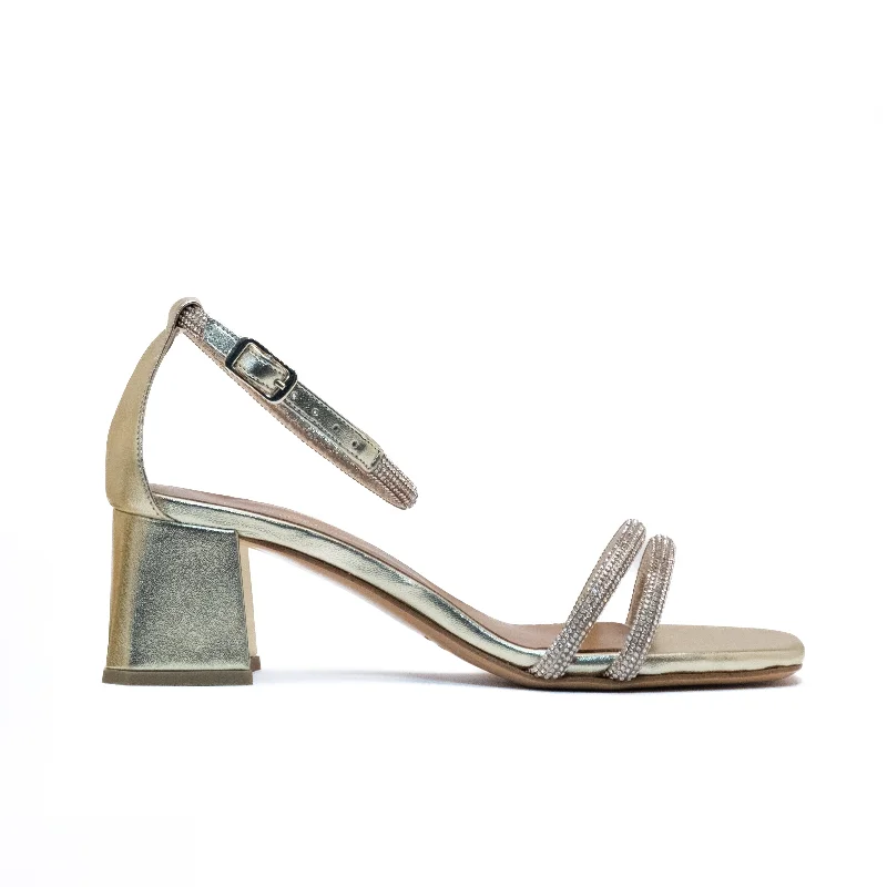 Free And Comfortable KRISTIN SANDALS